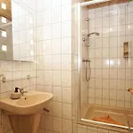 Apartman 01 *