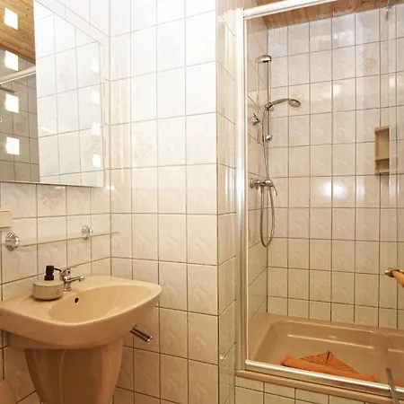 Apartamento 01 *